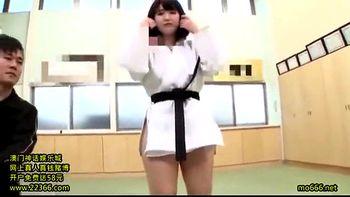 【だいしゅきホールド】【固定バイブ】デカパイ19歳の若い格闘女子がかわいい声を出しながら羞恥敏感アクメで感じまくる