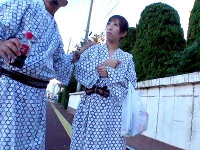 彼氏持ちの爆乳OLを番組にでてくださいと素人ナンパ！お金を積まれて温泉にて他人棒とえろ展開NTR！