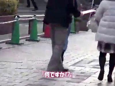 エロ巨乳おっぱいのデカパイ奥さんを電マ調教で発情させて他人棒と人妻NTR中出しSEXする人妻ナンパ変態企画！
