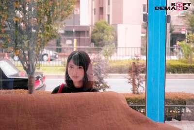 街行くキレイな奥さまが旦那の愚痴を言う予定が他人棒のマッサージ男に乳首責め＆SEXに持ち込まれザーメンを乳首に塗り込まれる