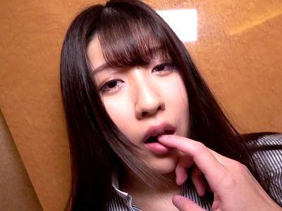 『イクっ…ああっ…♡（ビクッビクッ）』エロ美巨乳おっぱい敏感OLが電マ調教や他人棒スーツ着衣ずらしハメSEXで痙攣イキ！