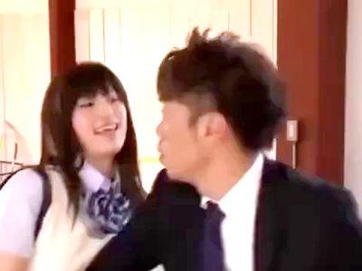 グラドルのたかしょー制服美少女JKに！美巨乳おっぱいを腕に押し付けて誘惑！発情した男とホテルでSEX！