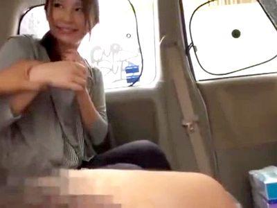 人妻ナンパ変態企画で美人すぎる奥さんを車内に連れ込みご奉仕フェラ＆手コキ抜き！ホテルで不倫人妻NTRセックスの流れ！