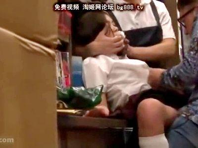 真面目そうなJKちゃんに媚薬を塗り込んだ勃起チンポをねじ込み無理やり強姦レイプ！恥辱まみれに何度も痙攣イキさせられる