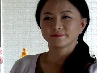 五十路の母親が息子の友達と密通…それを知った息子が妄想では抑えられなくなり無理やりレイプ気味に襲う中出し母子相姦