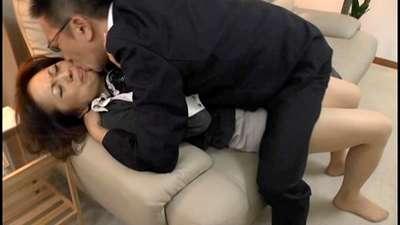 【熟女NTR】妖艶な奥さんが旦那に内緒で他人棒と不貞不倫な浮気SEX！旦那には内緒にしたいエロドラマ！
