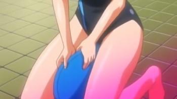 自分の精液が媚薬になるキモ男が好きな女の子にプールの時間前に飲ませて発情してしまいビート板でオナニーするJK