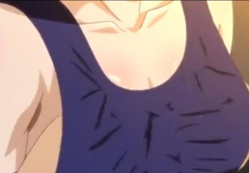 スク水の間に手を挟み込んで美少女の巨乳を揉みしだく！