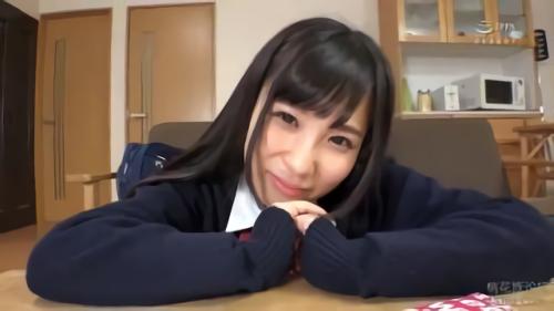 『パンチラ』懲らしめと言って「見え見えパンツ」、しかもエッチ!