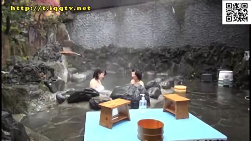 『美乳』家族で箱根へ温泉トラベル中の姉弟に声をかけて相性チェックと称し、両親には内緒でSEXなミッションをしてもらいました。手をつなぐから！