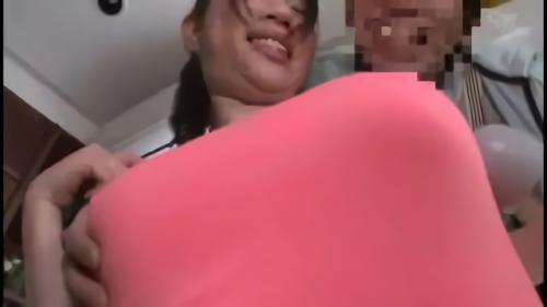 『着衣巨乳』しょう太は運動も勉強も苦手で、特に走るのがとても遅かった。運動会に備えてリハーサルするしょう太は、陸上をやっているボインなお姉！