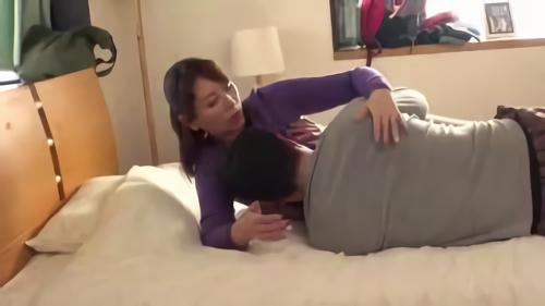 『翔田千里』絶品腰振りで何度も中出しさせてくれる！