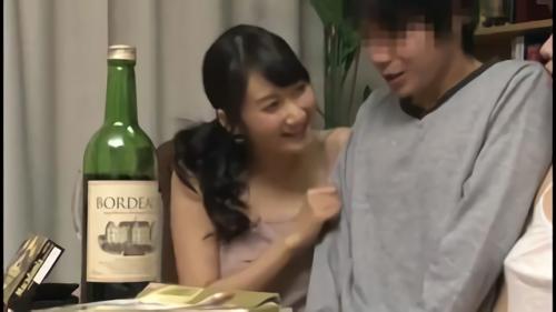 『騎乗位』欲求不満な巨乳アラサー女子　女性専用シェアハウス!