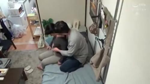 『盗撮』おしゃべりも楽しいご婦人とのひとときは母親が部屋の様子を見に来たような安らぎを感じさせてくれるというが…。どうせならHも！