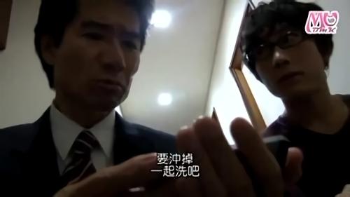 『熟女』妻とは結婚20年目くらいでしたでしょうか…。おかげさまでひとり娘もこの春から東京の短大へと進学させる事が出来まして。今は、私と妻、！