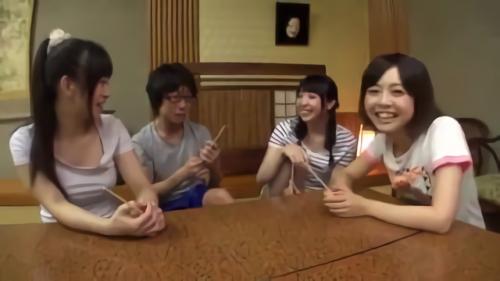 『王様ゲーム』完全主観で夢のようなハーレム修学トラベル！男子生徒は僕ひとり…録画係に任命されて女子のバスト、マ●コを独り占め！ハメを外！