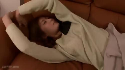 『看護師』美人で可愛すぎる莉奈と送る夢のような甘い性活！ナースとして懸命に働きながらも頭の中はHでこれでもかというほどな莉奈！フェ！
