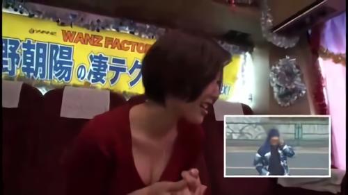 『爆乳』唾でヌルヌルにしてからの巧みな指使いに誰もが大悶絶！！射精してもノンNGな激シコは失神寸前の気持ち良さ！？「3分でイカす！