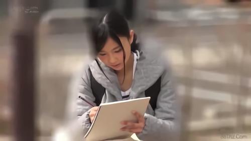 『少女』デリヘルという言葉すらよく分かっていない純朴娘・竹田ゆめが見ず知らずの素人ユーザー宅へ出張！渡されたのは様々な道具が入っ！
