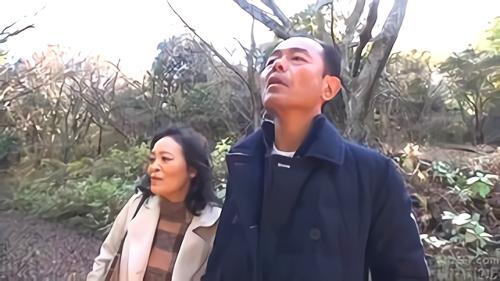 『騎乗位』突撃ナンパで即ズボ中出し　熟女がハメ倒し!