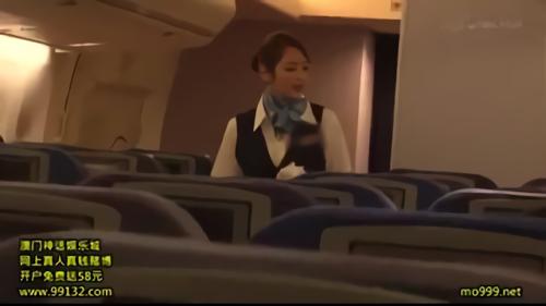 『巨乳』今回は関係のもの初の特別版。高度1万メートル上空で‘巨乳すぎる’美人CAを狙い撃ち！フライト中の機内で忍び寄る痴●師に無！