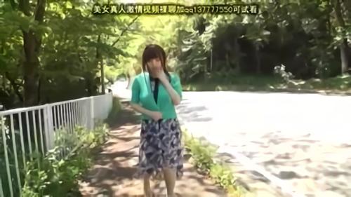 『フェラチオ』新版の撮り下ろし強烈露出の模様と、2年前の調教スタート時のレア動画を特別収録！学生時代から羞恥露出で辱められ、徹底的にマゾ快！