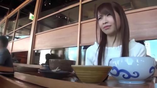 『ギャル』決行！家事のフラストレーションや旦那とのファックにハピネスしていない彼女たちは、初めて会った男の前で我を忘れ痴態を曝け出す！フェロモン出まくりで欲しがってくる姿！