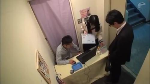 『美少女』SEXなことは全くできないJKリフレ！もどかしい気持ちが募るばかりの添い寝屋さんで「素股までしたら女子校生と中出しHまでできる説」！