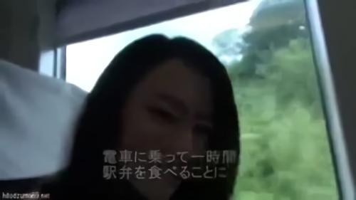 『素人』湯に揺れ、恋に揺れる、人妻のココロと身体。丸ごと一緒に温泉の旅へ──。忙しい夫とのすれ違い生活、さらに不倫疑惑に思い悩んだ人妻は禁！