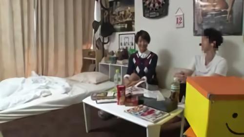 『素人』美人奥様達。スタイルを保つためにストイックな性格と思いきや、実は悩みを抱えて誰かに優しくされたいという乙女心は未だ健在。そっ！