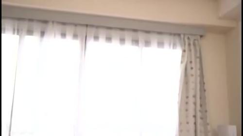 『熟女』スマイルでいてくれた希のおかげだと、千春は娘への感謝の気持ちを忘れた事はなかった。そんなある日、希が隣に住む浪人生・！