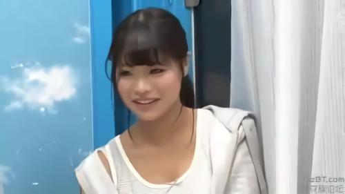 『セクハラ』いやらしく上のお口で外まで聞こえるくらい大きく音を立ててフェラチオをしてくれました！