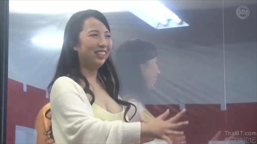 『おっぱい』大好評！いきなり野球拳の極上バスト編が登場！社内で爆乳・隠れ巨乳とブームの女子社員たちをターゲットに突撃！業務中でもあの音楽が鳴れ！