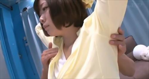 『若妻』はじけるスマイル！ほのかな色気！ママさんバレーに勤しむ若妻がマングリ、ガニ股、恥ずかし過ぎる開脚ストレッチで赤面っ！ぷっくり浮き出！