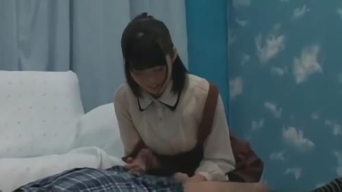 『素人』早漏改善のお手伝いをしてもらい、何度もイキそうになる敏感チ○ポを優し！