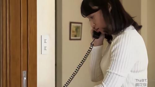 『五十路』結婚25年目。大学教授の夫は研究に熱中すると妻の存在を忘れてしまう。息子も巣立ち、愛に冷めた生活に息苦しく感じていた。そ！