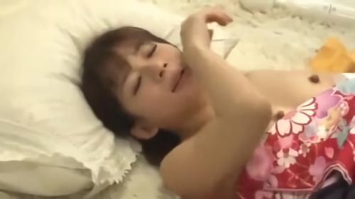 『巨乳』大学の卒業式を終えたばかりのフレンド同士の男女がMM号に乗車！賞金を餌に心覚作りのレクリエーションだと偽って、Hなレクリエーション！