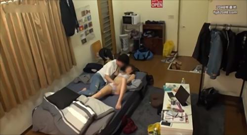 『自宅』元SOD女子社員の市川まさみがかつて可愛がっていた後輩の男性社員と久々に再会。仕事の悩み相談を受けたのだが、聞いてみるとそれは自分！