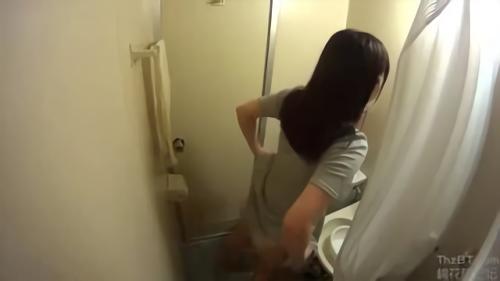 『巨乳』合コンで知り合った男にお持ち帰りされた素人娘を盗撮！「地元が一緒と知って」「ネイルの話で」「始発までの間に」etc.必死に口説き落！