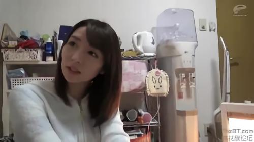 『白咲ゆず』ディープス女子社員AV監督の駒場シェリーです！私はこれまで様々な人たちのファックを撮ってきました。前々から「知人の実際な！