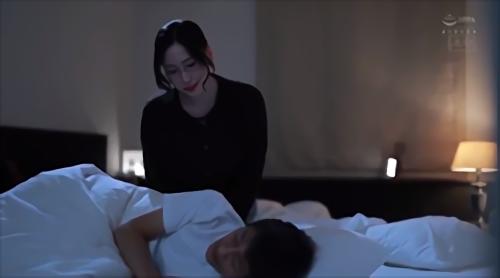 『淫語』隣に住んでいる愛は顔見知り程度。ある日、彼女にフラれて泣いている僕を慰めてくれてデートに誘ってくれた。デート当日、愛はいつものこと！