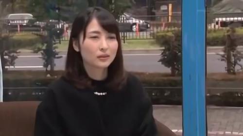 『人妻』今回のマジックミラー号は白金に住むハイソ奥様がターゲット！人妻のれいこさんの胸のサイズはEカップ！そんな巨乳ハイソご婦人に美自覚が！