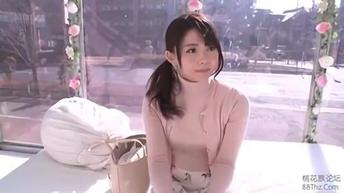 『フェラ』比べものにならない巨根を目の前に恥じらいながらも興味津々！清楚な奥様はご無沙汰オマ○コに挿入され…即イキ！しかもイった直後にもかか！