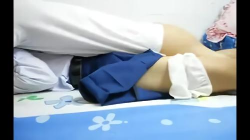 『姉』妹を連日盗撮する兄は妹のパンチラにエキサイトする度に近親相姦の機会を狙い性交を繰り返す。3組の兄妹は親の目を盗んでは猥褻！