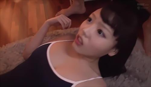 ワンズの大人気関係のもの女子校生編に浜崎真緒が登場！真緒の家を訪れた級フレンドは両親が不在なことを知り、かねてから狙っていた真緒を！