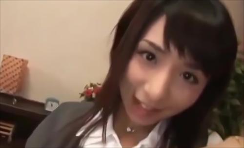 『姫野愛』ワイルドな接吻、ユビマン、信じられない巨棒双頭バイブで昇天！今、女性が同性に向ける性的欲望が増してきている。そんな同性愛の欲望をタ！