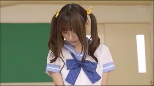 『ツンデレ』静まり返った文芸部の部室にはいつものことながら後輩のナナカ（エンジェル）とツーショット。ある日、忘れ物を取りに部室に戻る！