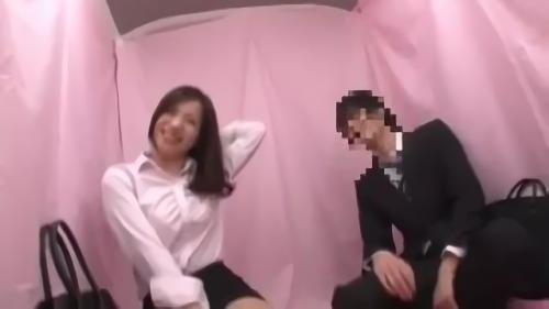 『美乳』あり得なさそうであり得…た！街行く会社の同僚男女5組に声を掛け、賞金が上がるにつれ強烈になるHなレクリエーションにチャレンジしても！