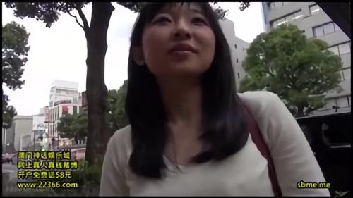 『巨乳』甘え体質で自分は殆ど動かない。もっと男の人に責められたいという欲求はあるが、そんな夫に要求出来ずにいる。今回は知人から、東京か！