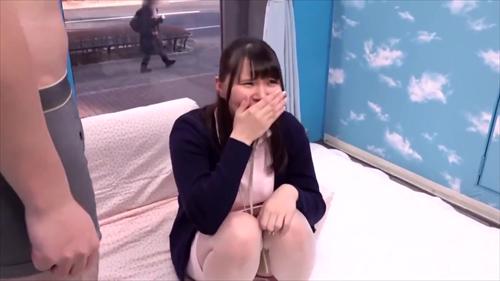 『Hカップ』しかし小児科という職業柄か、可哀そうな童貞クンを見て母性が暴走！大きなオッパイで乳揉み＆パイズリの贅沢巨乳フルコース！『私でイイん！